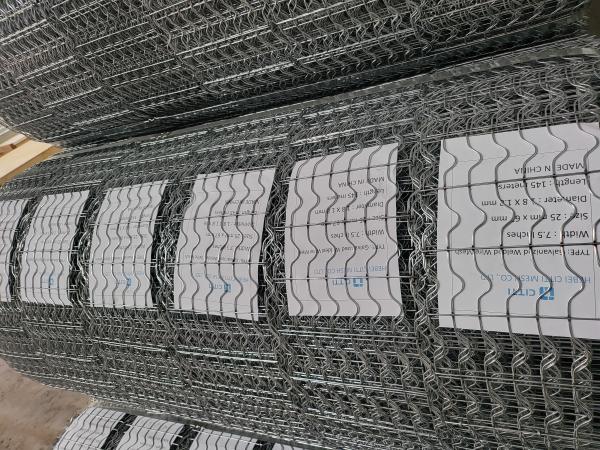 2.6MM Saldado Galvanizado de alambre de tubería de línea de refuerzo de malla para gas submarino y oleoducto