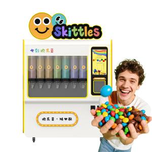 China Sweet Treat Dispenser Vending Machine with Robotic Arm Dispensing Method in White or Customized Color wholesale