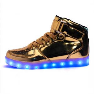 China Young Fashional Rechargeable LED Sneakers With Light Safe Built - In Lithium Batteries supplier