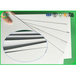 China High Stiffness 600g Two Sides Coated Glossy Duplex White Paper Sheets For High - grade Printing Box supplier