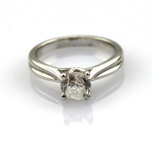 China 925 Sterling Silver Jewelry Engagement Ring with Clear Cubic Zirconia(R290) supplier