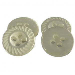 China Off White Plastic Shirt Buttons Pearl Effect With Petal Rim In 22L supplier