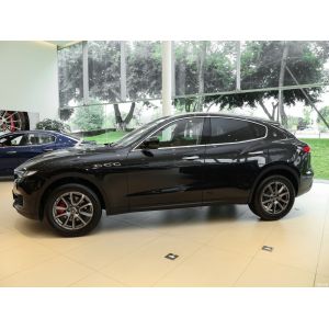 China Verre de Maserati Wanlet Front And Rear Car Windshield triangulaire supplier