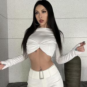 China One Line Neck Sexy Tight Shirts Long Sleeve Solid Color White Pleated T Shirt supplier
