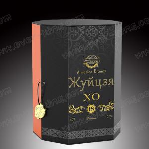 Luxury PU Leather Cardboard Packaging For Brandy Wine Gift Box