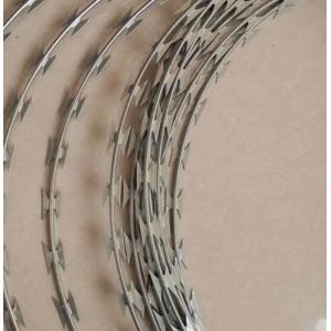 Galvanized Pvc Stainless Steel Concertina Razor Barbed Tape Bto-22 Bto-60 Cbt-65 In Fencing