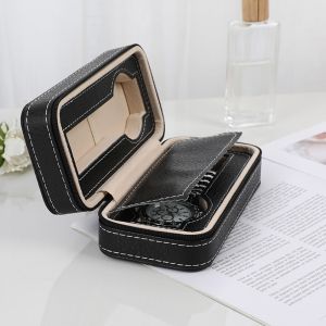 China Luxury Practical Leather Watch Holder Box Brown Leather Watch Box wholesale