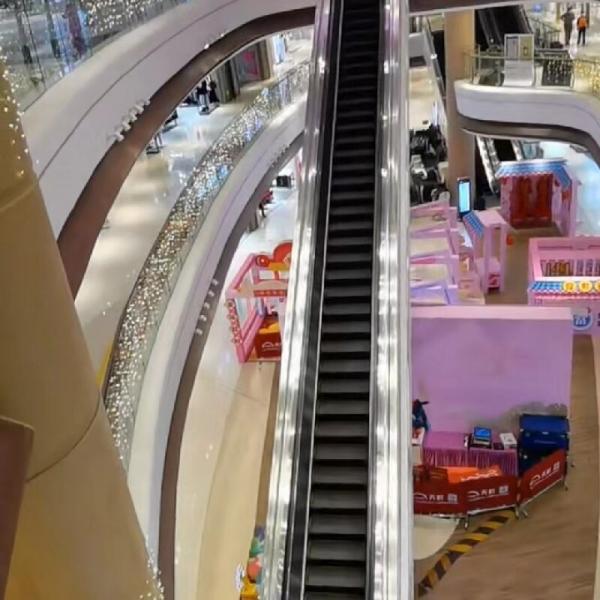 Escaleras mecánicas inteligentes de 30 grados para interiores y exteriores con monitoreo remoto para mantenimiento predictivo