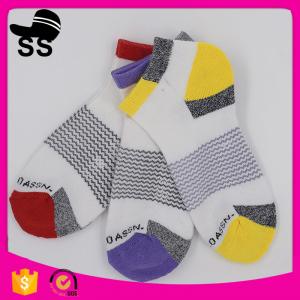 China 2017 Apparel Custom Wholesale Protection Sporty Ventilate Soft On Foot Terry-loop Hosiery Winter Boat Socks supplier
