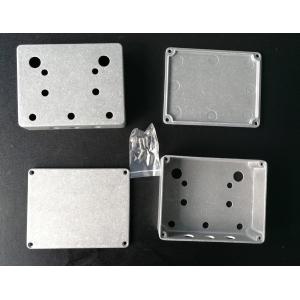 China ROHS réutilisant fait sur commande foré moulage mécanique sous pression les clôtures en aluminium pour l'électronique supplier