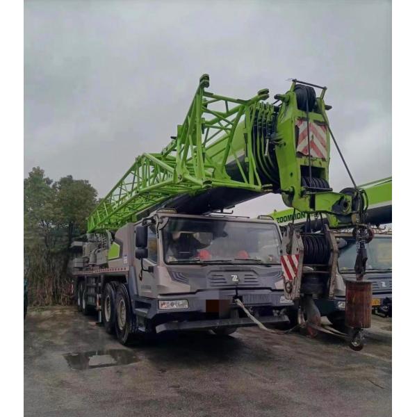 Zoomlion 80T Truck Crane with 32 Tons Counterweight and 20 Years of Dependability