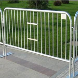 Hot sale road safety metal pedestrian used crowd control barrier for sale