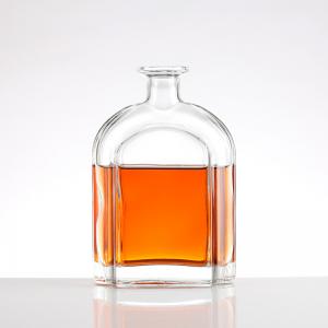 China Top Grade Empty Gin Rum Alcohol Whiskey Wine Glass Bottle 375ml Liquor Bottle With Cork Stopper supplier