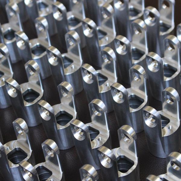 China 高精度注文CNCのアルミニウム部品のビーズブラストの捺染の表面の終わり wholesale