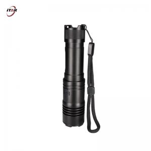 2160 Lumen 20W Rechargeable LED Flashlight With 21700 Li Ion Battery