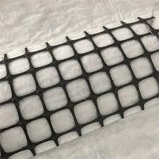 Geogrilla PP 30-30KN, unión térmica, geotextil de 200 g/m² compuesto, geogrilla para refuerzo de suelo blando