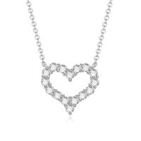China Pretty 18k Gold Lab-Grown Diamond Pendant  White Lab-Grown Diamond Pendant Beautiful jewelry Heart Shape Pendant on sale