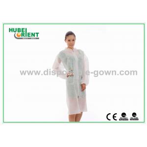 China Zip Closure Disposable Medical Use Lab Coat/Visitor Coat In Laboratory supplier