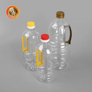 China Food Grade Sunflower Oil 1 Litre Bottle Clear Plastic Vinegar Bottle With Handle supplier