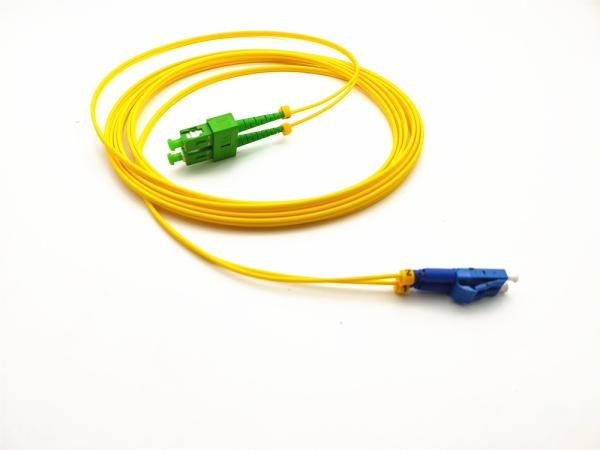 Mini Boot Fiber Optical Patch Cord LC/Upc To SC/Apc Single Mode Duplex G657A LSZH