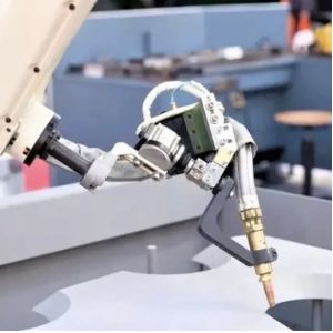 China 6 Axis Industrial Robot Software Fanuc Robot That Can Optimize The External Axis Position wholesale