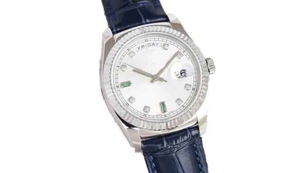 Classic Mens Mechanical Wrist Watch Automatic Movement With White Dial