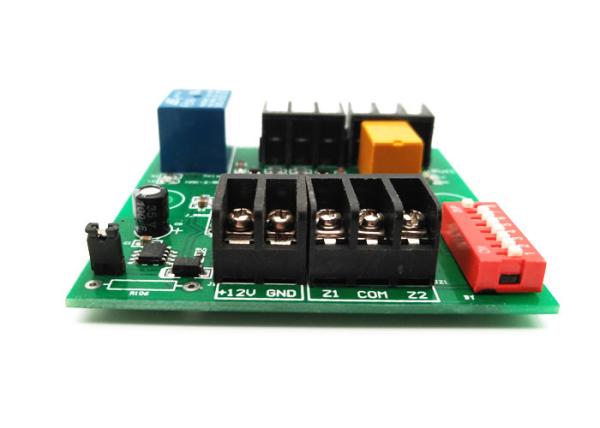El módulo de retransmisión ligero del acoplamiento NINGÚN NC hizo salir DC 12 - 24V mapa eléctrico del control LED