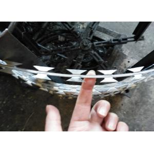 China Hot-dipped Galvanized Concertina Razor Barbed Wire With 2 . 5 mm Core Wire supplier