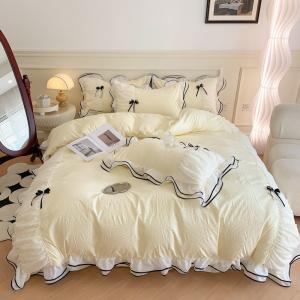 China Solid Pattern King Size Designer Bedding Sets Consolator Sets para casa e quarto supplier