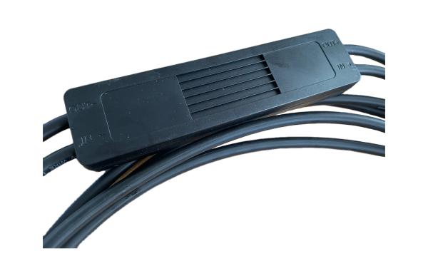 Emitente fotovoltaico de apagado rápido IP67 con corriente de entrada máxima de 20A