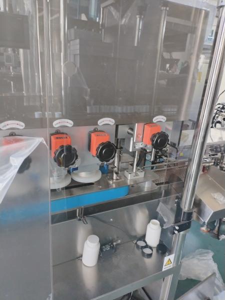 Advanced Automatic Turntable Screw Capping Machine Precision