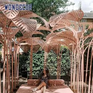 China Rose Gold Forged Metal Sculpture 220cm Coconut Tree Sculpture supplier