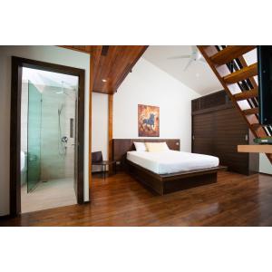 China Beach Front Luxury Vacation Villa interior Design Sleeping Room Furniture with Wardrobe supplier
