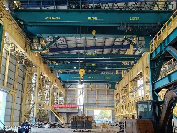 Electric Double Girder Bridge Crane With 80 Tons Large Tonnage  In Multiple Scenarios