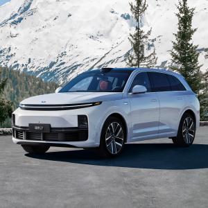 Lixiang L7 LI Auto EV Car 2023 Midsize SUV 449 Horsepower