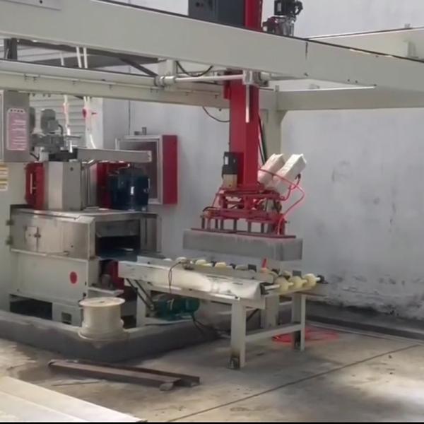 Independent Curbstone Handling Equipment With Servo Motor Power And Custom Direction