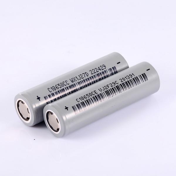 Une batterie rechargeable personnalisée 18650 3,75V 3000mAh