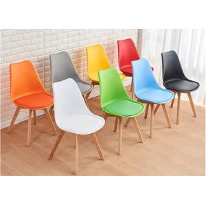 Beech Leg PU Cushion Dining Chair , Breathable Modern Restaurant Chairs