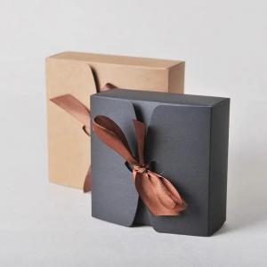 China 1800gsm Chocolate Kraft Paper Candy Boxes Bow Tie Wedding Party Favor Boxes supplier