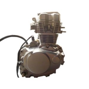 China 4 Strokes Small Motorcycle Engine Wind Cooling Motorcycle Replacement Engines on sale