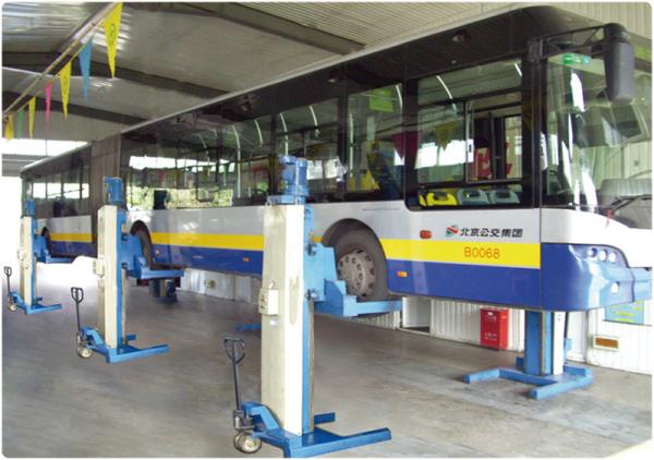 Large-scale Lifts Movable Column Lift Electric Mechanical Screw Type Bus Lifter 30ton/1500mm