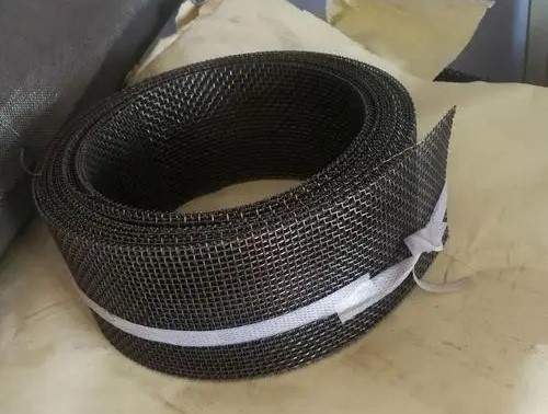 High Carbon Steel Woven Wire Mesh Screen with Mesh Size 0.16mm to 25.4mm and Wire Diameter 0.15-5.5mm for Filtration and Protection