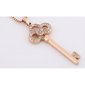 Boutique Stainless Steel Necklace Key Diamond Necklace Female Fashion Jewelry Key Pendant Necklace