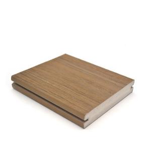 Outdoor Flooring 100% PVC Composite Decking with Wood-Plastic Composite Material