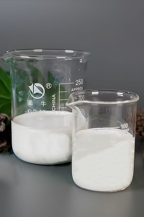 China Contenu solide 53±1.0 Émulsion acrylique imperméable à l'eau Viscosité 100-800 CP Résistant aux chocs thermiques supplier