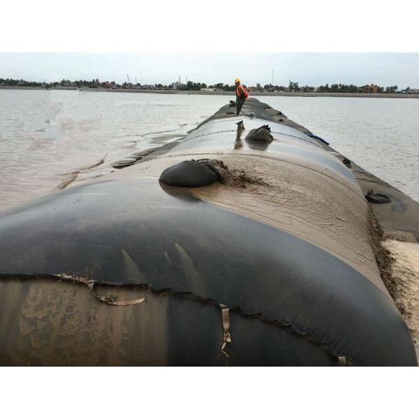 砂充填締切堤防の埋め立ておよび土地造成用、周囲12.6mの脱水バッグ