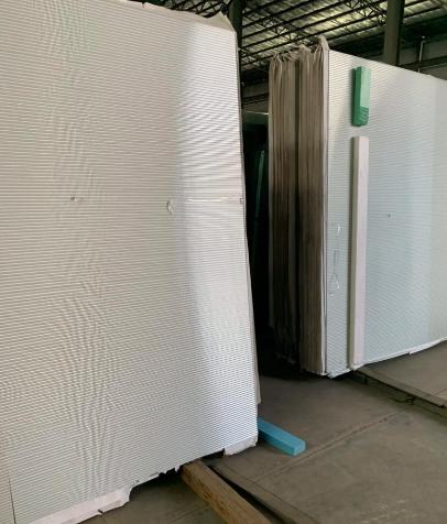 Paneles FRP blancos lisos y ligeros, construcción conveniente, gran capacidad de diseño