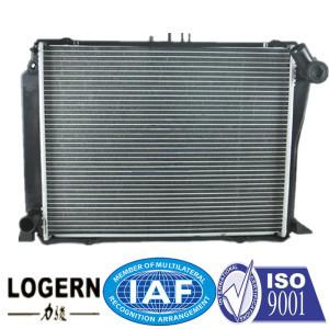 China Direct Flow Japan Car Automotive Radiator For Toyota Hiace Diesel 98 supplier