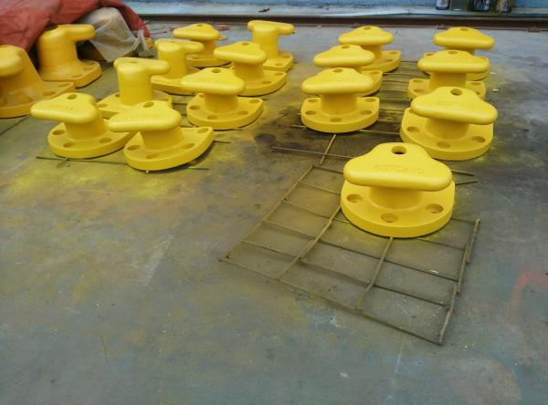 Marine Cast Iron Steel / Mild Steel Tee Head Mooring Bollard With Epoxy Primer