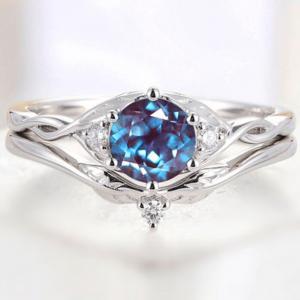 China Classic Jewelry 925 Sterling Silver Gold Plated Ring Alexandrite Fine Jewelry Wholesale Girl Jewelry Set supplier